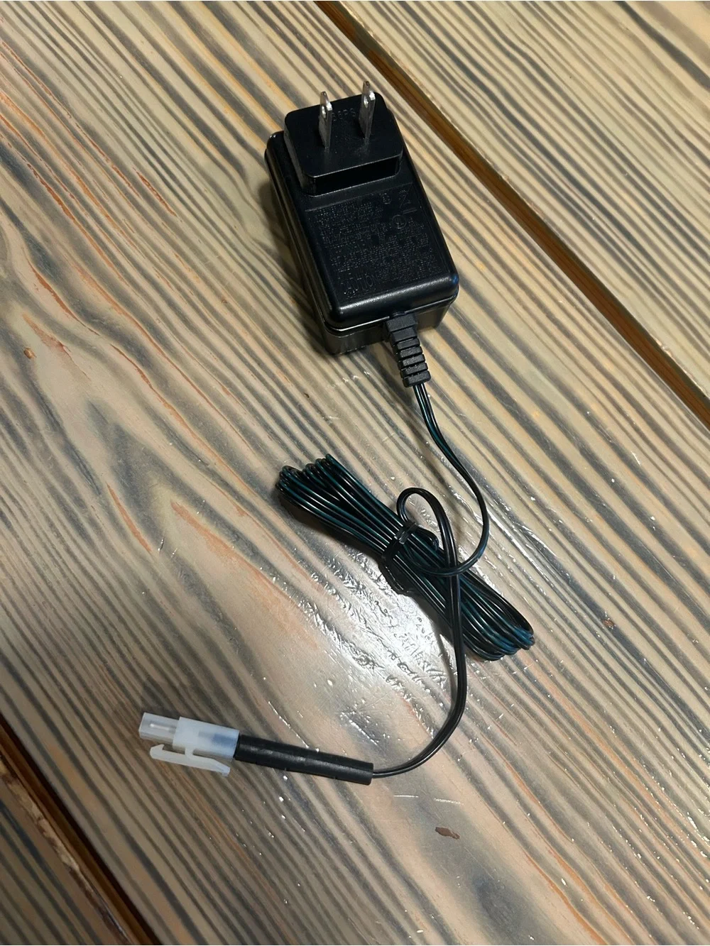 9.6V Black Battery Charger for Video Game Accessories